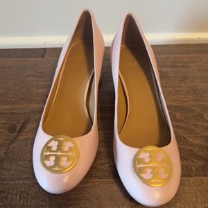 Tory Burch Pink Benton Pumps Size 8 New